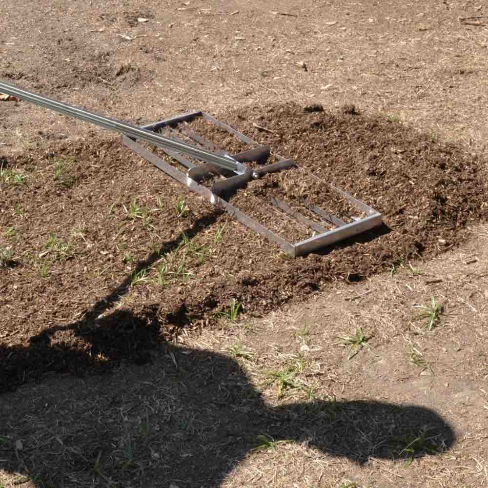 Lawn Lute: 30" yard spreader: image 8