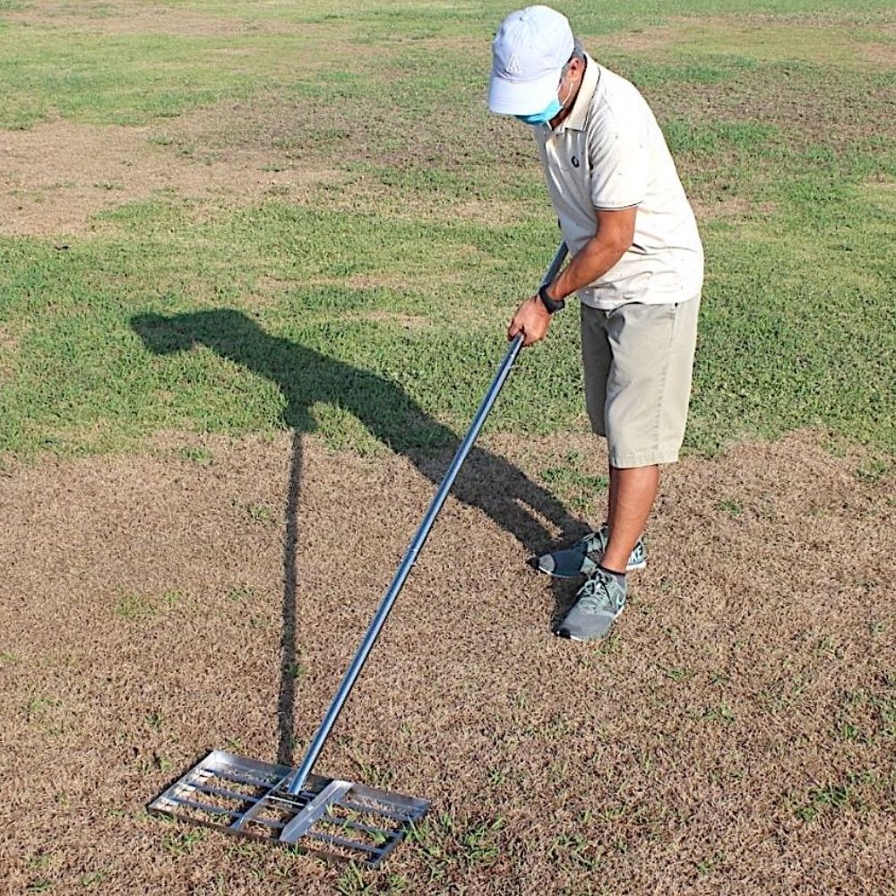 Lawn Lute: 30" yard spreader: image 3